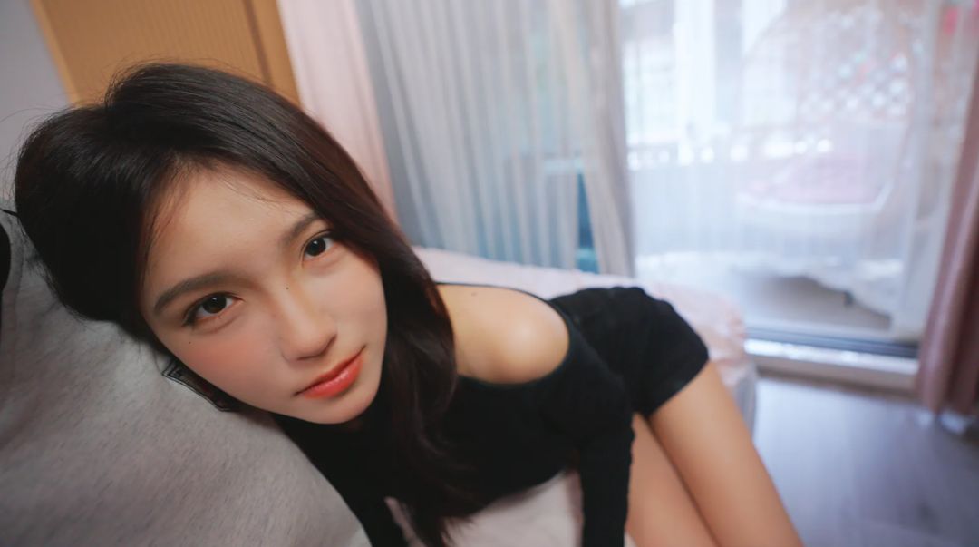 PC端 美女你矜持一点